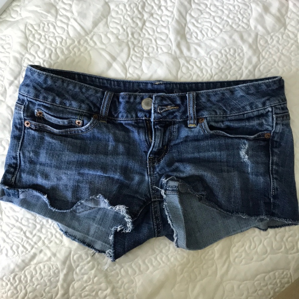 American Eagle stretch shorts
